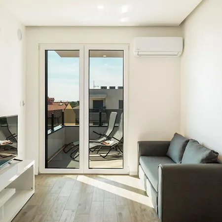 Two Berdooms With Sea View