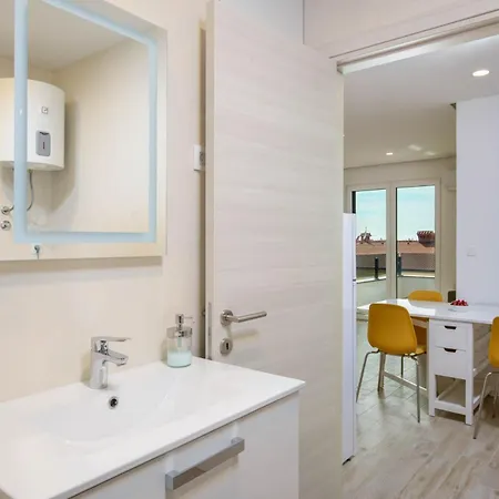Apartman Two Berdooms With Sea View